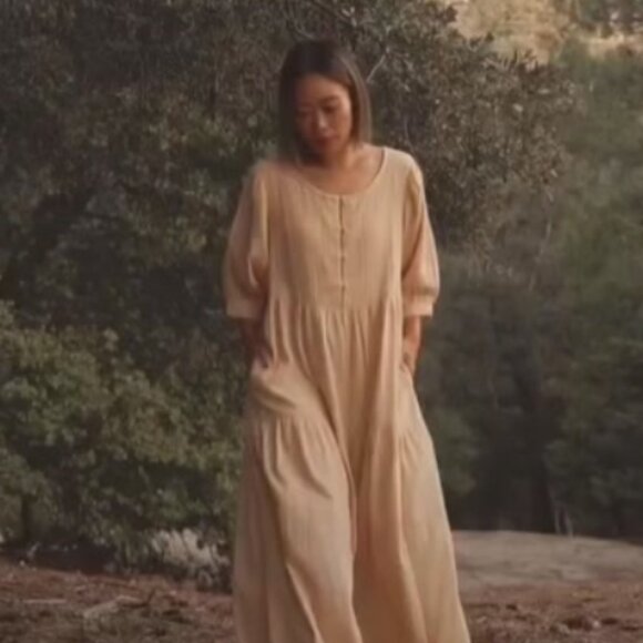 Daughters of India Ela dress in chamomile - Picture 2 of 8